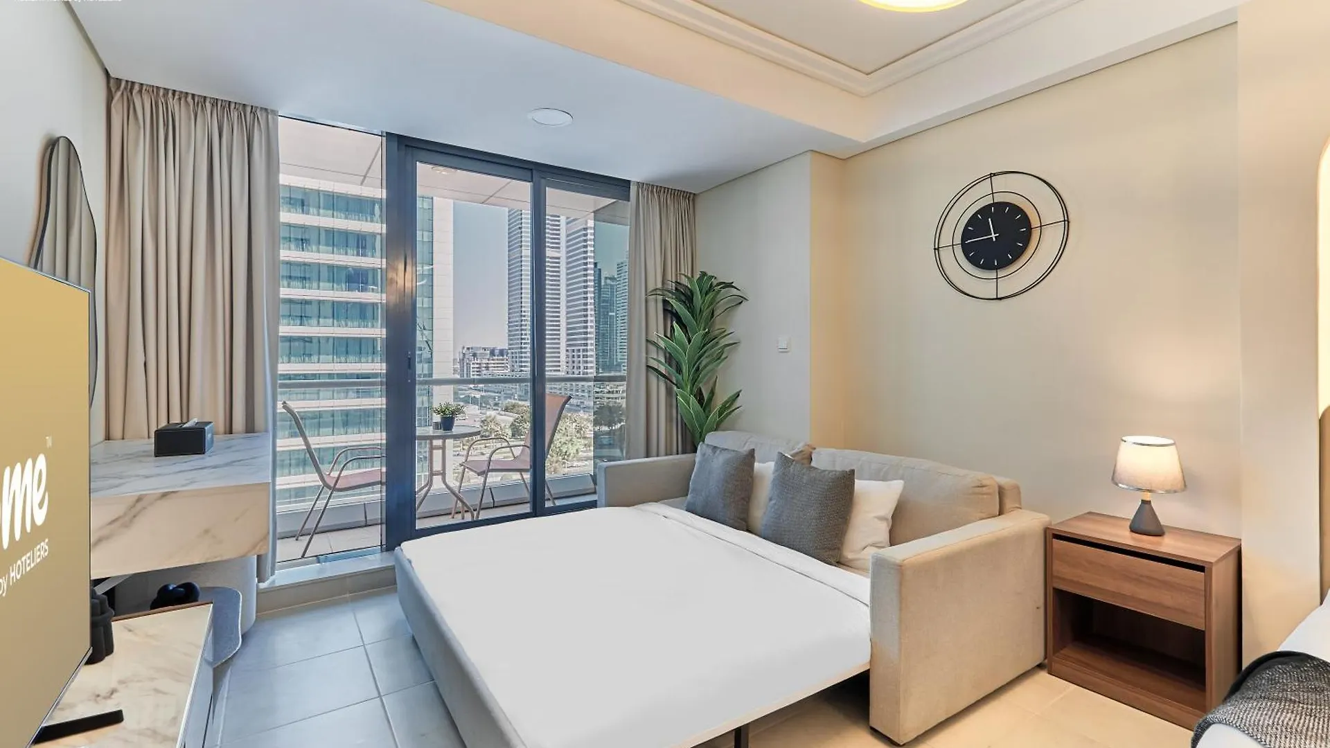 Bnbmehomes - Gold Crest Views 2 Dubai 0*,  United Arab Emirates