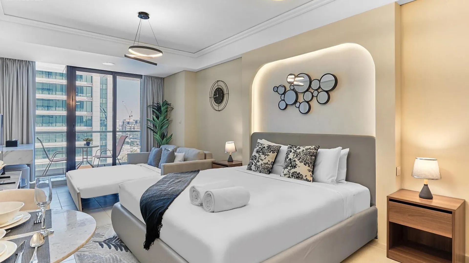 Apartment Bnbmehomes - Gold Crest Views 2 Dubai