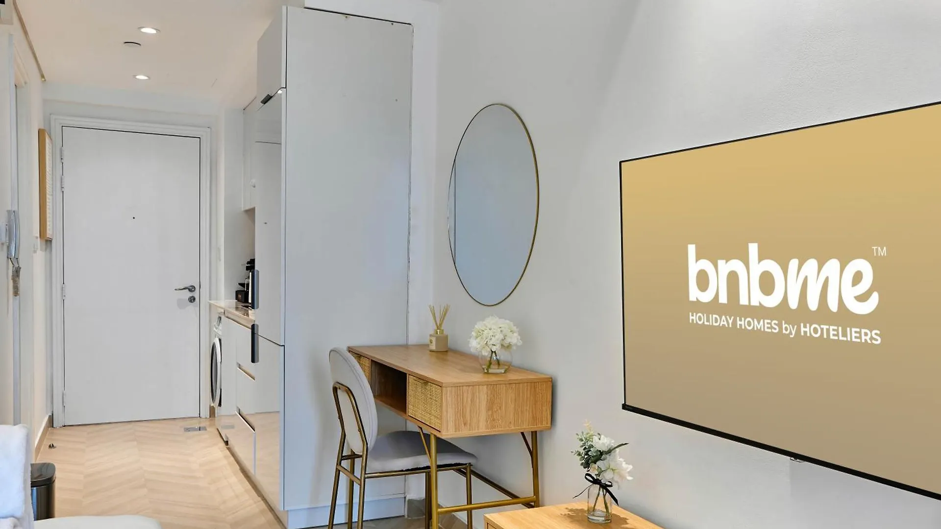 Apartment Bnbmehomes - Gold Crest Views 2 Dubai