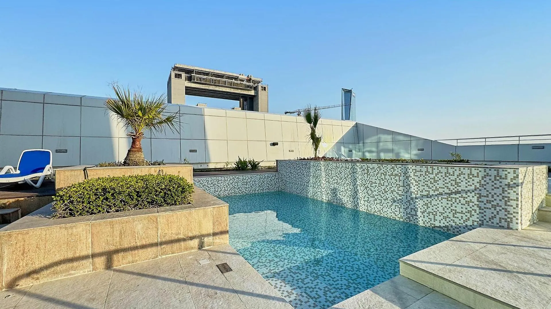Bnbmehomes - Gold Crest Views 2 Dubai 0*,