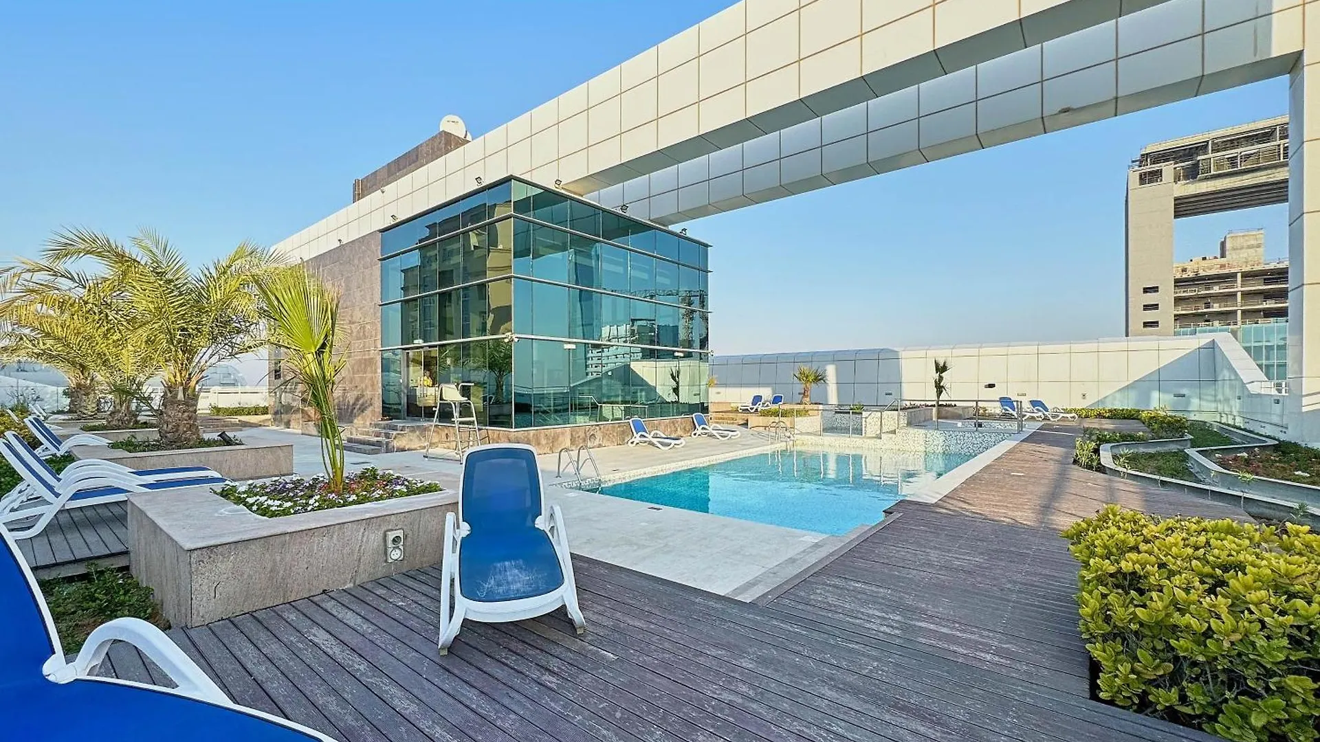 Bnbmehomes - Gold Crest Views 2 Dubai Apartment