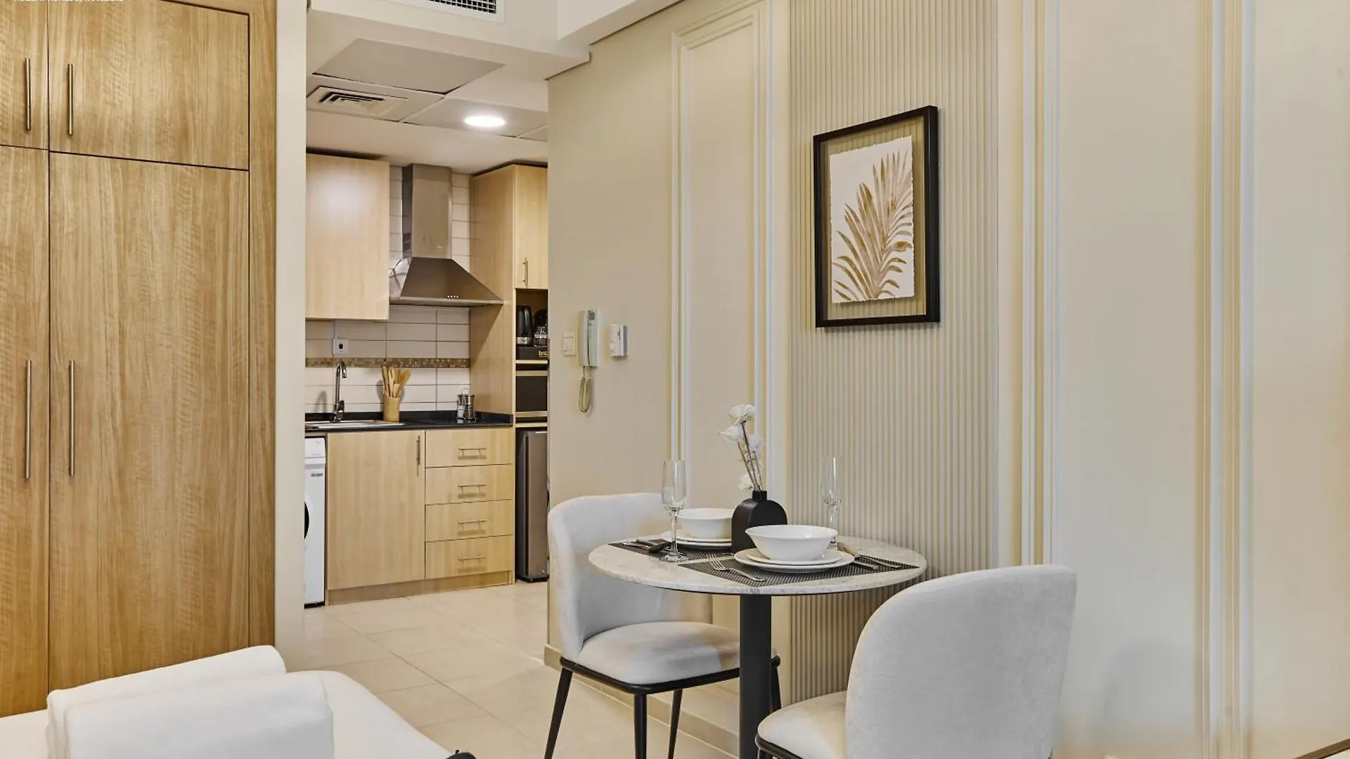 Bnbmehomes - Gold Crest Views 2 Dubai