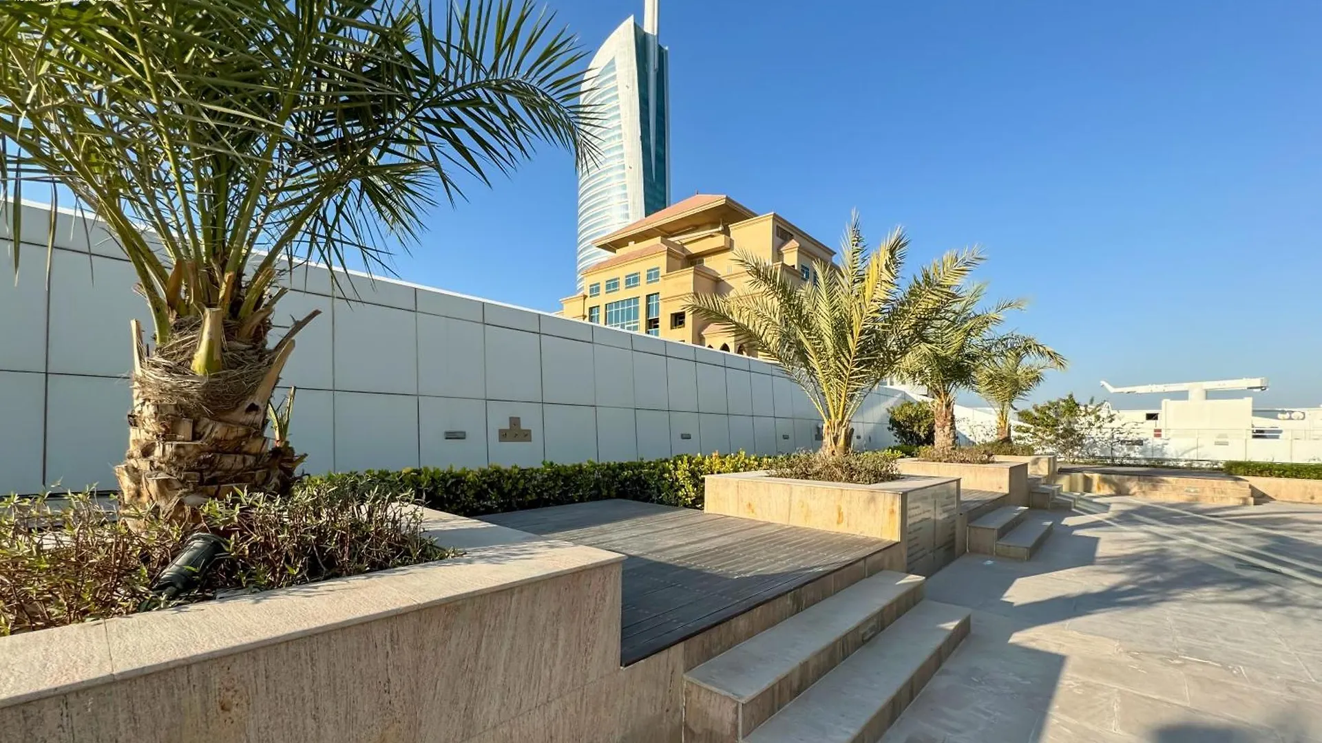 Bnbmehomes - Gold Crest Views 2 Dubai
